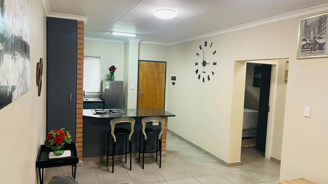Apartamento Mall Of Africa Spot2 By Damo Midrand